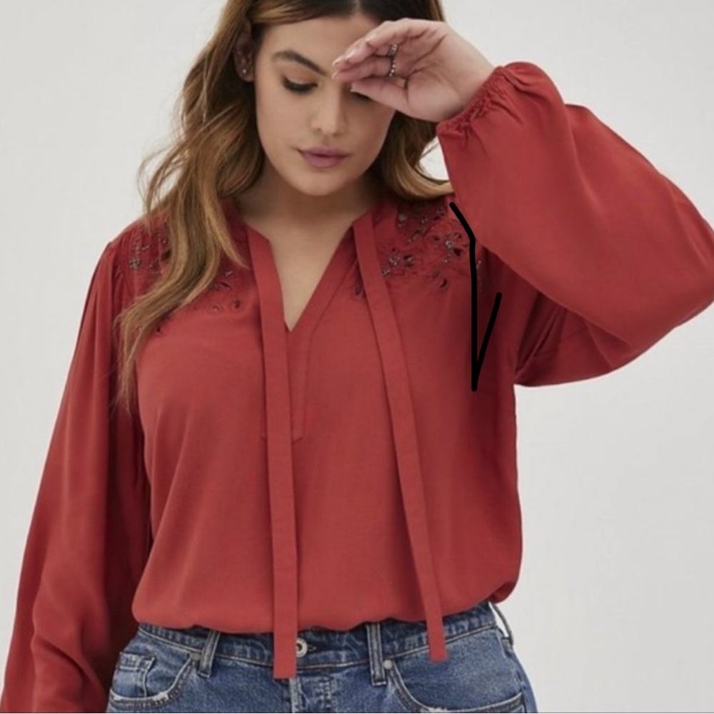 Long sleeve Torrid 3X reddish-orange shade